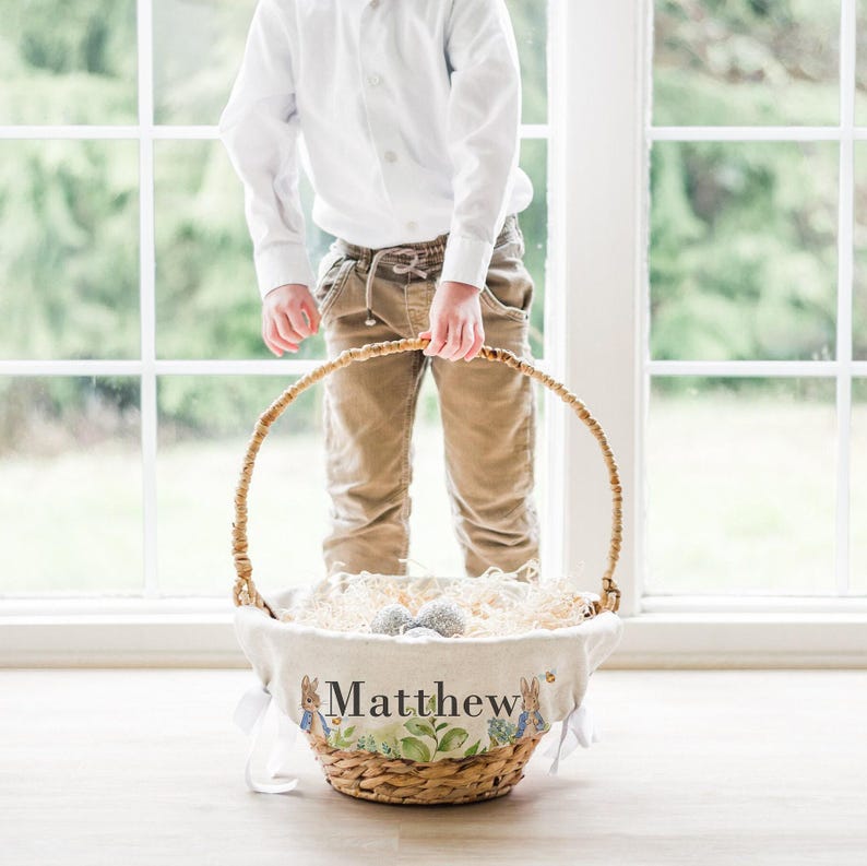 Fodera per cestino pasquale personalizzata Peter Rabbit • Fodera per cestino pasquale personalizzata • Monogramma • Fodera per cestino pasquale per bambino o bambina / Peter Rabbit immagine 2