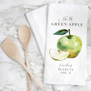 Green Apple | Dish Towel | Kitchen Decor | Kitchen Towel | Flour Sack Towel | Housewarming Gift | Wedding Gift | Wedding Favor