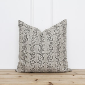 Indian Hand Block Pillow Cover | Gray Hand Blocked Print Pillow Cover | Fall Throw Pillow Covers | Gray Block Printed Pillow Cover || Kensi