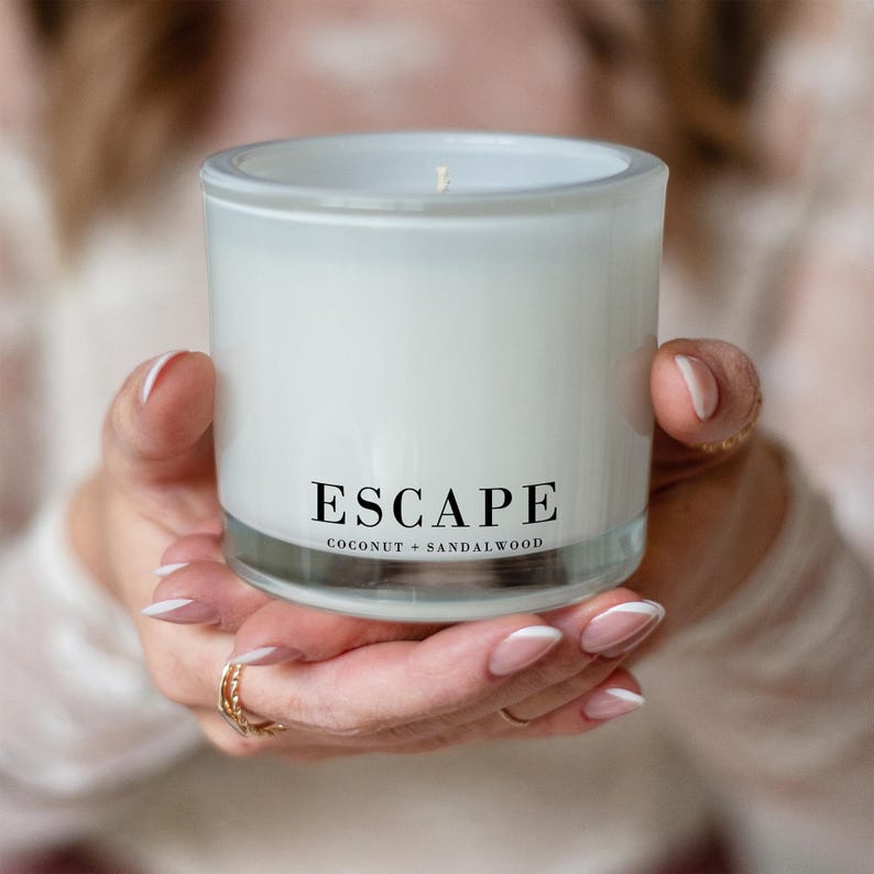Porter Lane Home Escape Candle - Thumbnail 3