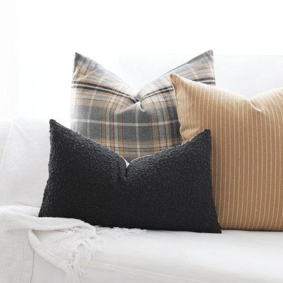 Black and cream plaid pillows hotsell