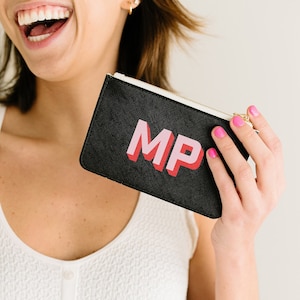 Pochette en cuir avec fermeture éclair Monogramme portefeuille petit porte-cartes personnalisé Mini sac à main personnalisé porte-monnaie avec lettre porte-cartes cadeau pour femme personnalisé