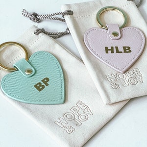 Personalized gift for her monogram keychain heart leather heart embossed keyring with initial monogrammed key chain for new home gift car