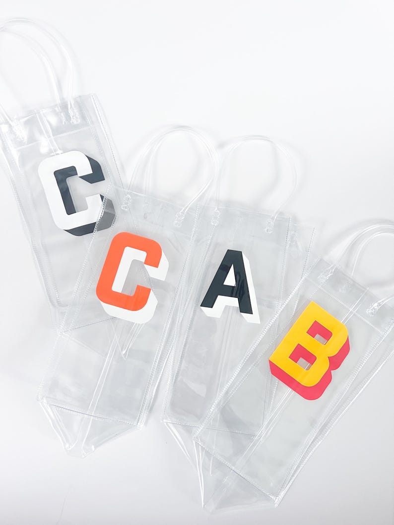 Stylish acrylic wine bag with personalized initial for gifting