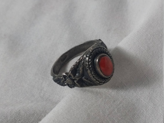 Bright Red Ring Agate Coral Dragons Blood Ladies … - image 1