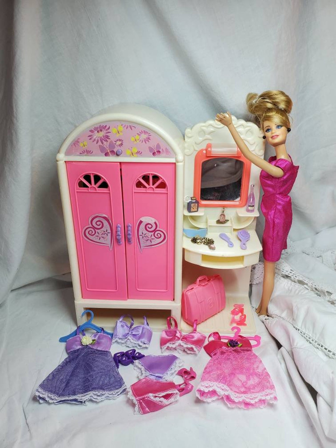 Barbie Doll Closet Vanity Furniture Accessories Furnishings Dresser