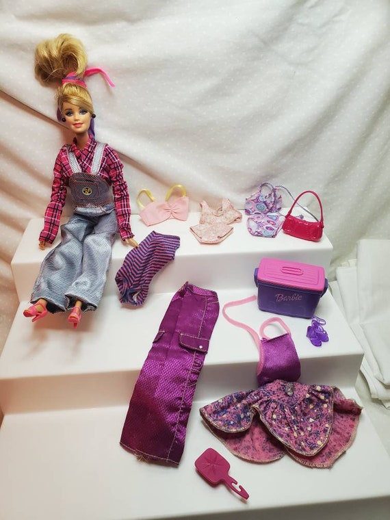 New - Barbie Doll and Fashion Set, Clothes with Closet Accessories