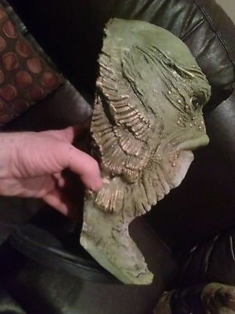 Creature from the black lagoon Gillman life size head bust horror image 3