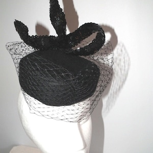 Black Sequin Pillbox Hat With Veil - Etsy display picture 1