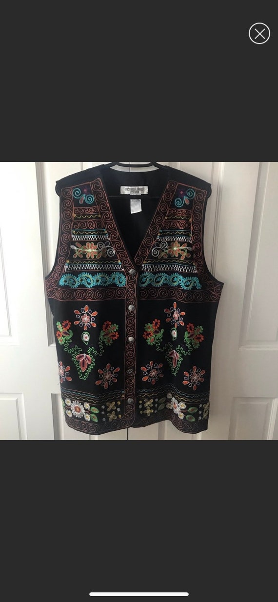 Vintage bohemian suzani embroidered vest