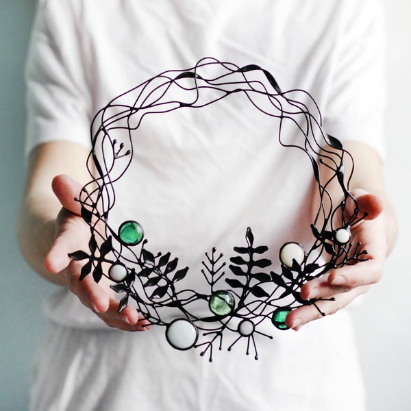 Kerstkrans decoratie, bloemenkrans voor voordeur, traditionele vakantie decor, metalen glas suncatchers Winter Home Ornament