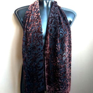 Foulard Vintage En Soie Madis - Format 110x110 Cm - Multicouleur - Très Bon état