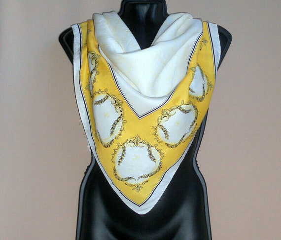 Foulard En Soie Twill Vintage Elégance Paris - 88 X 87 Cm Ourlé Main - Blanc - Occasion