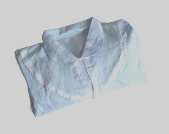 linen embroidery long nightdress , vintage Italy  nightshirt, thin linen nightgown