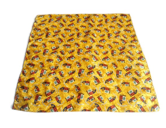 Small square silk neck scarf ,vintage yellow prin… - image 4
