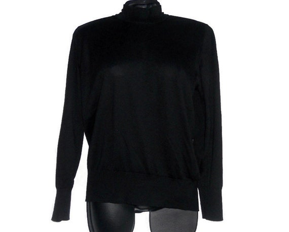 Women's Black wool knit turtleneck sweater S size