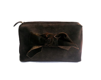 Brown leather suede purse vintge Italy small hand bag, mini purse