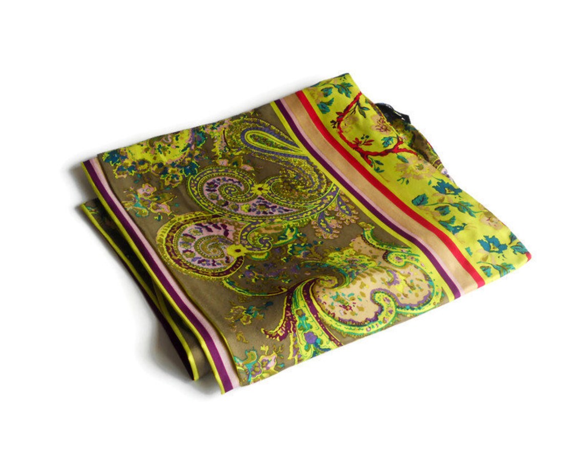 yellow green silk scarf vintage, Paisley print two sided neck scarf, foto 2 di 5