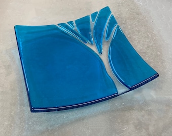 Blue Skies Tree Plate
