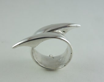 Handmade Sterling Silver Ring,  two-point design. sculptural jewelry, size 9 1/2 US
