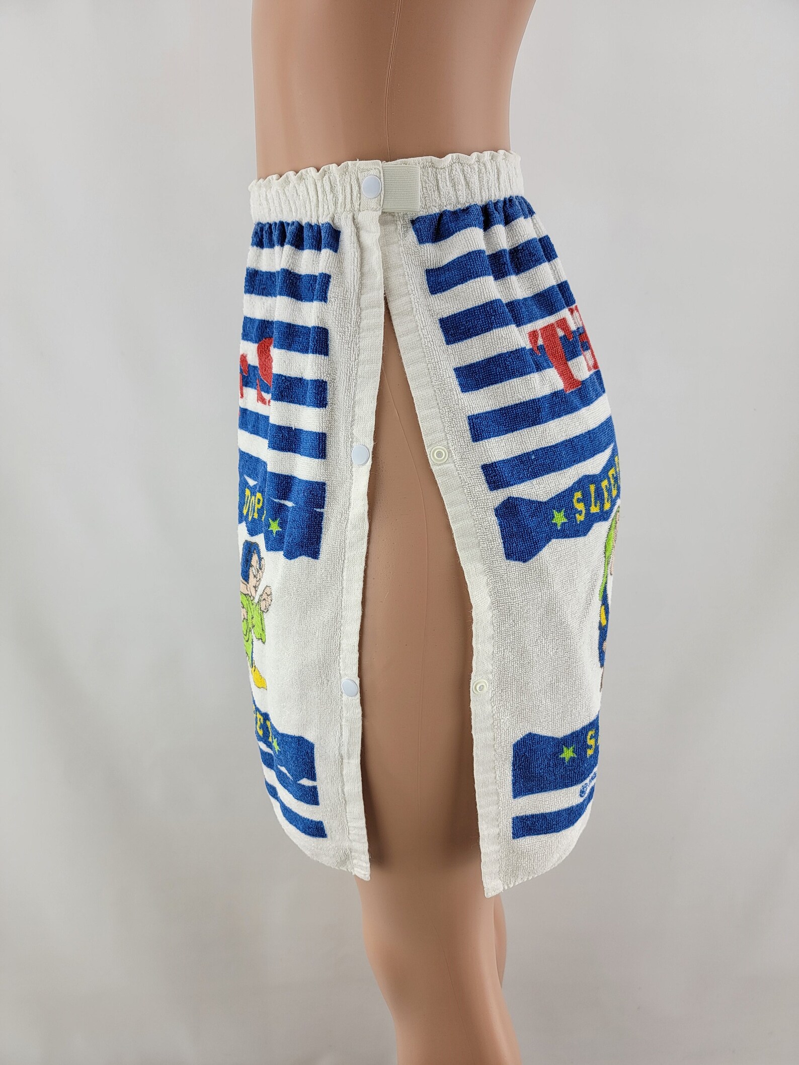 Vintage the Seven Dwarfs Beach Towel Bathing Suit Cover up Spa Etsy