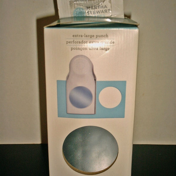 Martha Stewart Crafts 2.5 inch Circle - Extra Large Punch, brand new in box