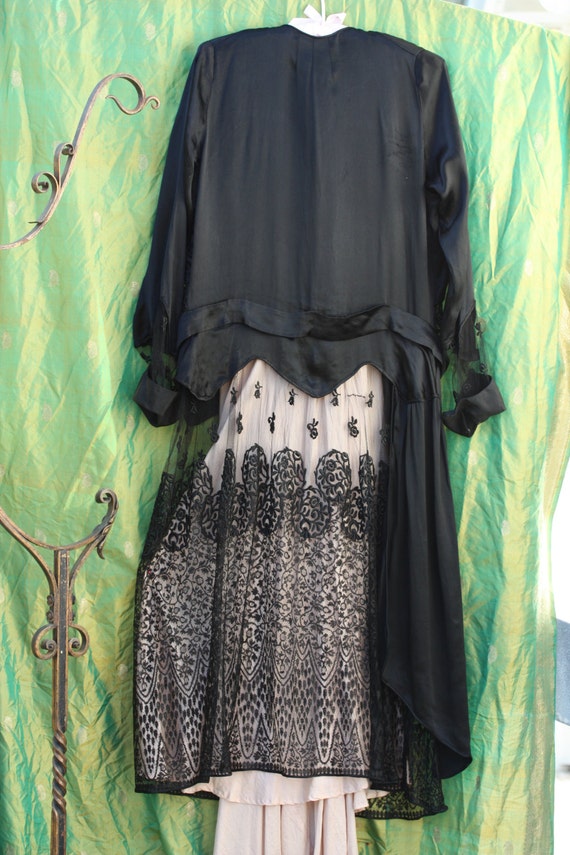 Exquisite Elegant Black Silk and Lace 20s Dress - image 5