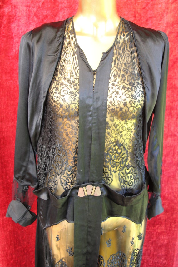 Exquisite Elegant Black Silk and Lace 20s Dress