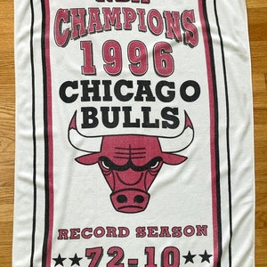 Vintage 1996 National Basketball Association Championship Team Commemorative Memorabilia Beach Towel - Chicago Bulls Souvenir