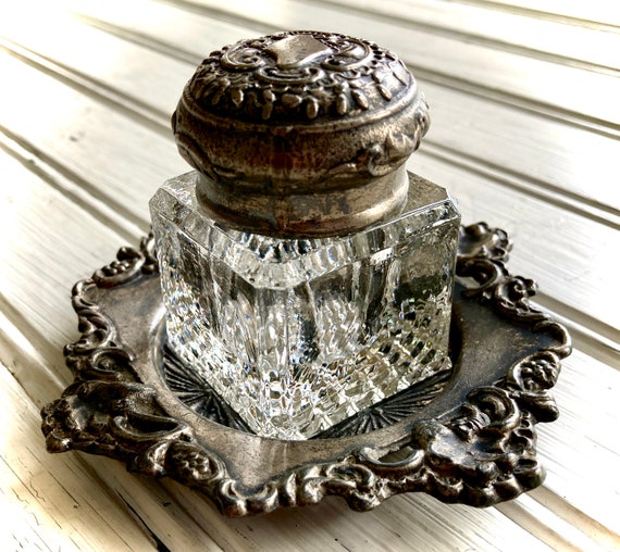 Vintage Inkwell Set With Lid & Tray 