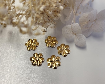 Flower shaped Gilt Spangles for embroidery