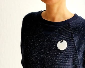 CUTOUT BROOCH BW | black brooch, white brooch, minimalist, gold, modern, brooch pin, statement jewelry, circle brooch, modern jewelry |