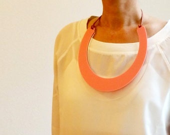 LAYERED NECKLACE NO.2 | statement necklace, round necklace, modern jewelry, bib necklace, minimalist jewelry, geometric jewelry, pink