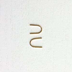 PC NO. 3 gold earrings, wire earrings, delicate earrings, round earrings, loop earrings, paper clip earrings, geometric, u earrings image 3