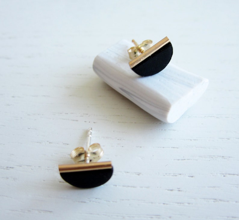 GOLD EDGE STUD_B gold earring, black earrings, black studs, earrings studs, circle studs, minimalist, geometric, gold studs, tiny image 4