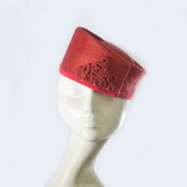 Elegante rote Pillbox, Filzhut, couture Headpiece, handgefertigt