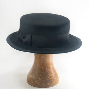 Black Wool Felt Boater, Couture Hat, for Women, Made to order in different colors