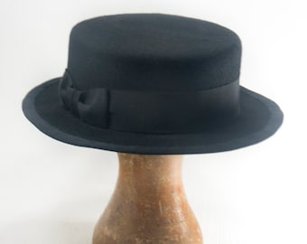 Black Wool Felt Boater, Couture Hat, for Women, Made to order in different colors