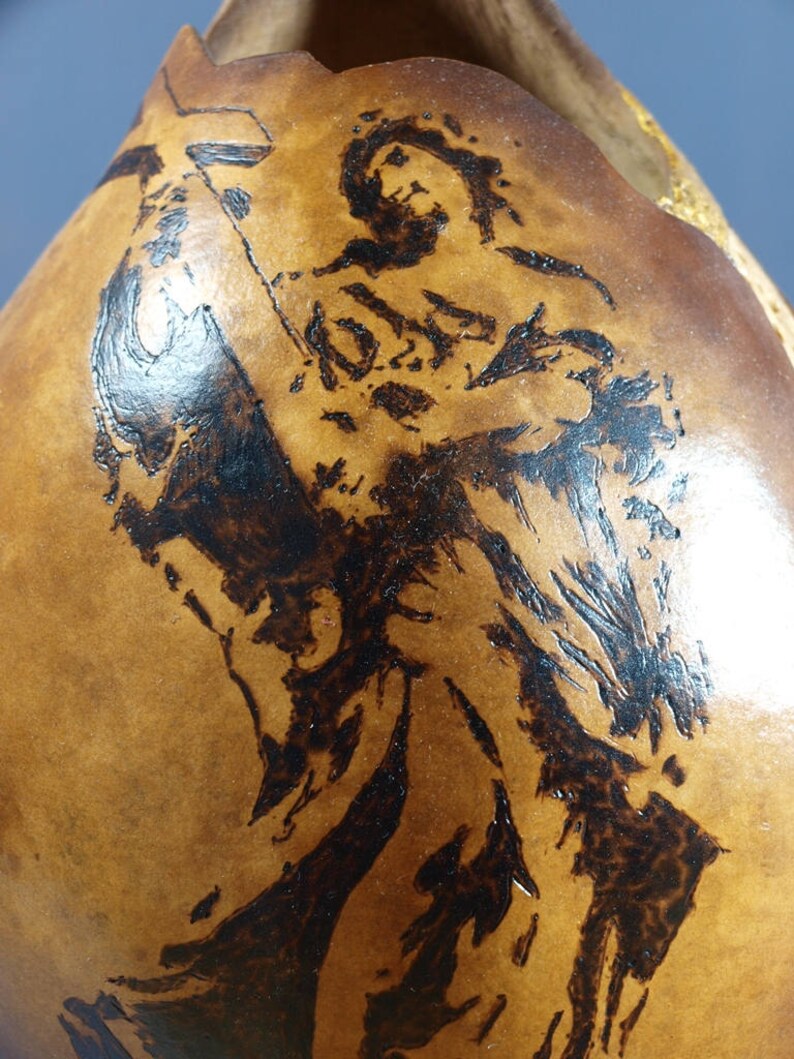 Gourd vase image 3