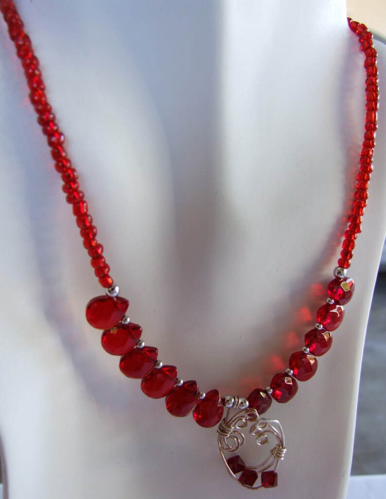 Red teardrop necklace with wire and crystal focal 0313NK