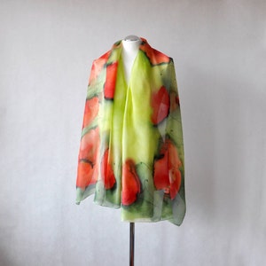 Hand painted silk scarf with poppies. Hand Painted Big Long Silk Scarf with poppy meadow. Red, orange, bright green, dark green,pareo zdjęcie 2