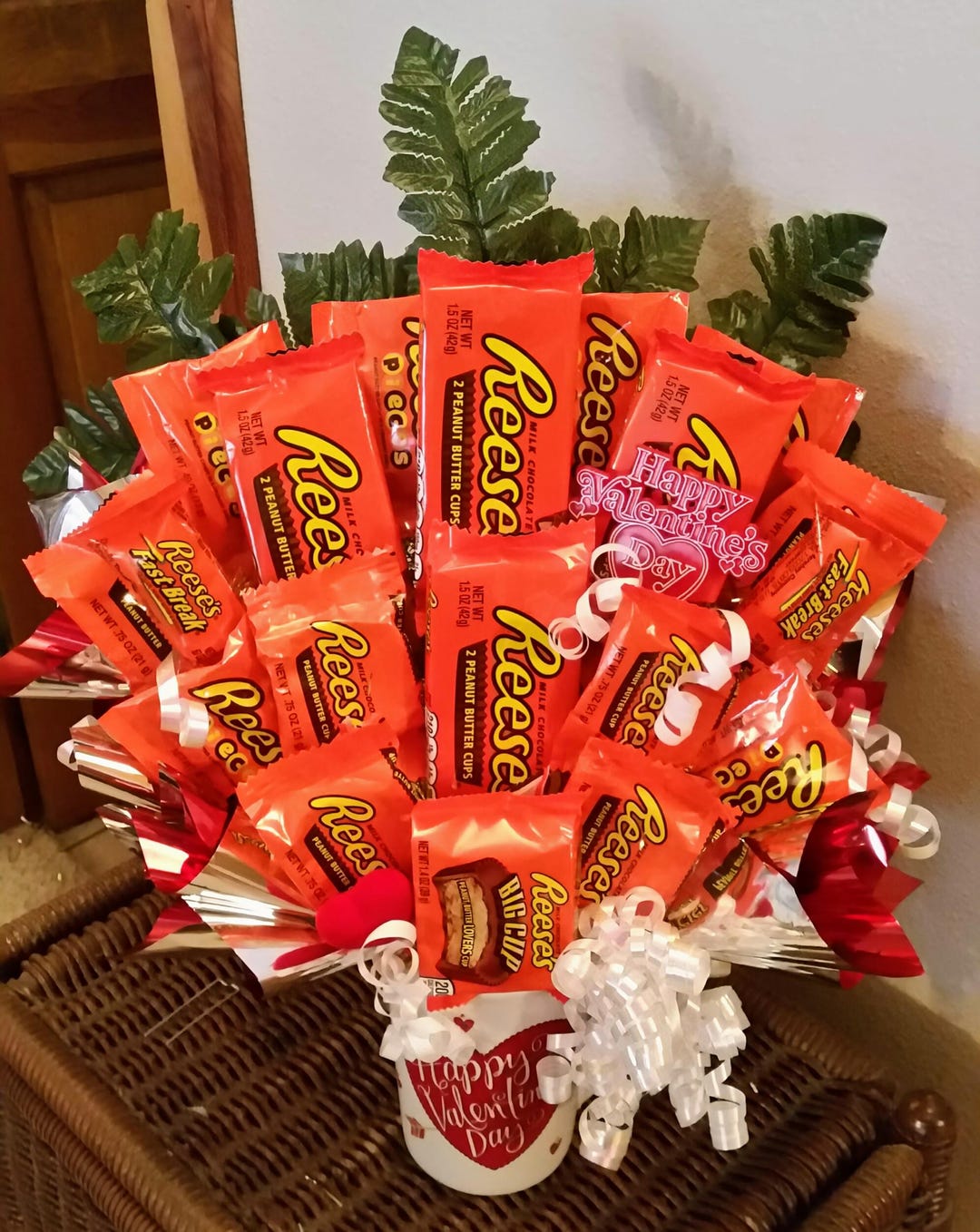 Reese's Peanut Butter Cups Happy Valentine's Candy Bouquet Peanut ...