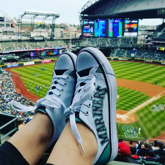 converse shoes in seattle