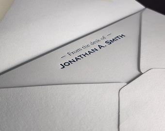 Papelería personalizada con tipografía, tarjetas personalizadas, papelería para parejas, papelería para bodas