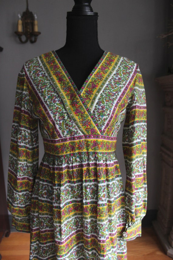 70s Psychedelic Floral Wrap Bodice Maxi Dress Hip… - image 2