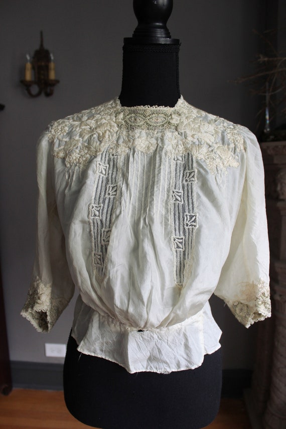 RARE 1900s Antique Lace blouse 1910s Edwardian Vic