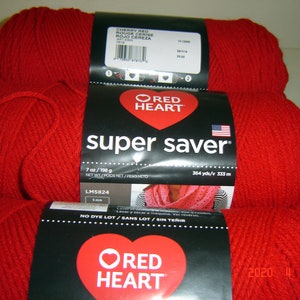 Red Heart Super Saver Yarn Crafts Knitting 100% Acrylic White & Cherry Red  Lot