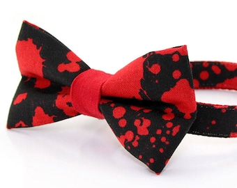 Vampire Bow Tie Cat Collar Set - "Dracula" - Horror Fan Gift / Halloween Cat Collar with Bow Tie (Removable)