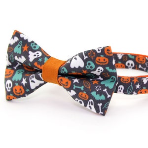 Bow Tie Cat Collar Set - "Here for the Boos" - Halloween Cat Collar w/ Matching Bowtie / Ghosts, Skulls + Pumpkins / Cat, Kitten,Small Dog