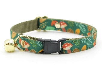 Cat Collar - "Forest Fantasy" - Green Cat Collar / Breakaway + Non-Breakaway / Gift for Cat Mom / Nature,Mushrooms,Toadstools / Cat + Kitten